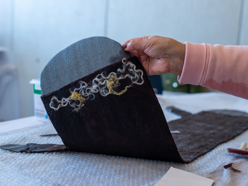 Crafting-Custom-Wet-Felted-Mittens_Elise-Campbell-5