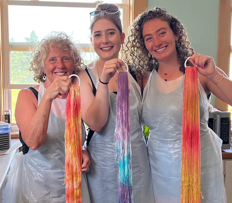 Hand-Dyeing Yarn & Behind-the-Scenes Alpaca Farm Tour with Janet Ogilvie, Green Gable Alpacas
