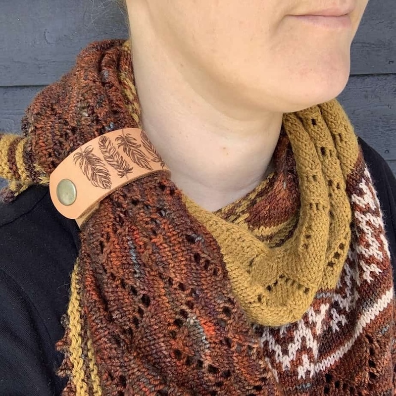 STK Feather-Cuff